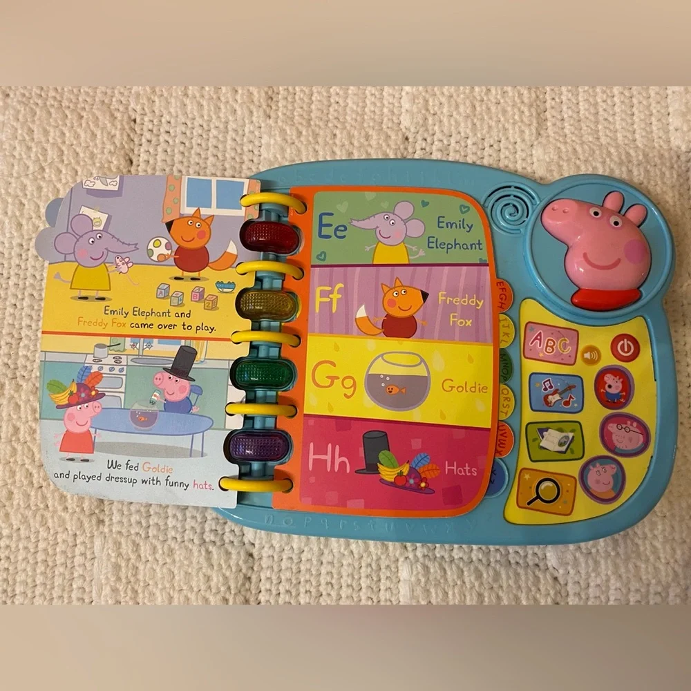 Peppa Pig Learn and Discover Book